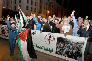 وقفة ترفض "تنصل إسرائيل"