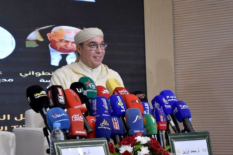 أوزين ينتقد "غياب تسقيف المحروقات" وينعت مجلس المنافسة بـ"المقاعسة"