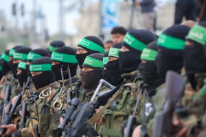 وفد من "حماس" يتفاوض في القاهرة