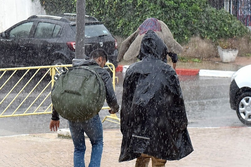 الطقس يعلق الدراسة بشمال المغرب
