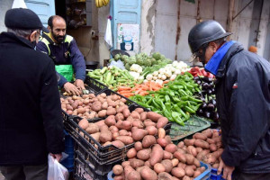 الحكومة تراهن على "محاصرة الوسطاء" بمنصة رقمية للمنتجات الفلاحية