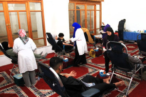 حملات التبرّع في شهر رمضان تعيد تنشيط مخزون المملكة من الدم