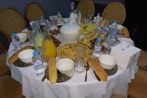موائد إفطار السجون.. تواصل والتئام