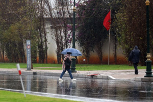 تقلبات جوية وأمطار متفرقة بالمغرب
