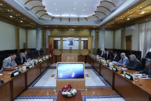 وزارة الصحة تدعو النقابات للحوار