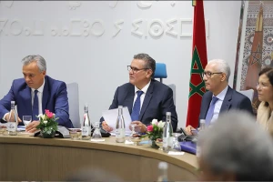"الأحرار" يتمسّك بمنجزات الحكومة