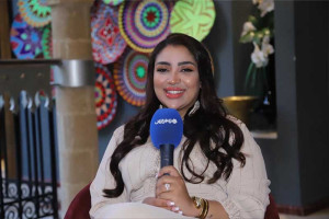 مع المغنية أميمة باعزية