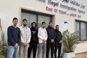 "حكومة طرابلس" ترحل 6 مغاربة