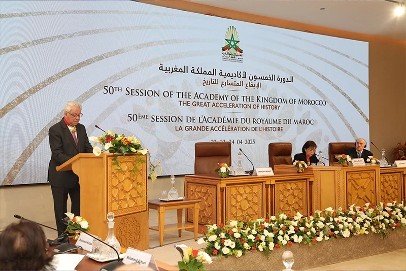 الإيقاع المتسارع للتاريخ