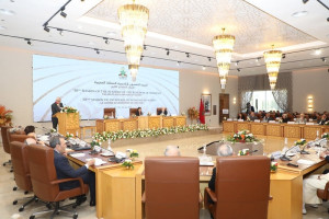 "الإيقاع المتسارع للتاريخ" يشغل أكاديمية المملكة المغربية في الدورة الخمسين