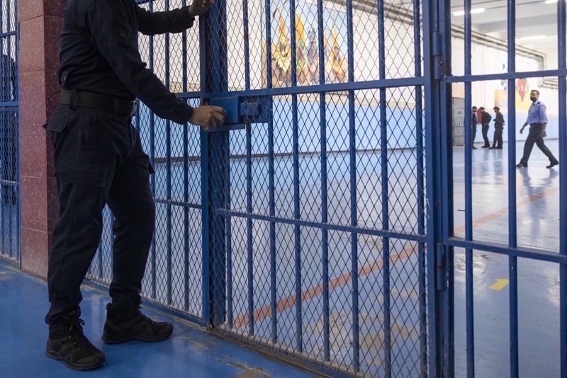 السجن لمتهمين بهتك عرض طفلة