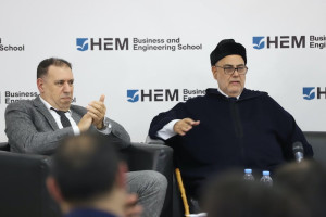 بنكيران: التنافس المبكر يغذي طموح "البيجيدي" بتصدر انتخابات 2026